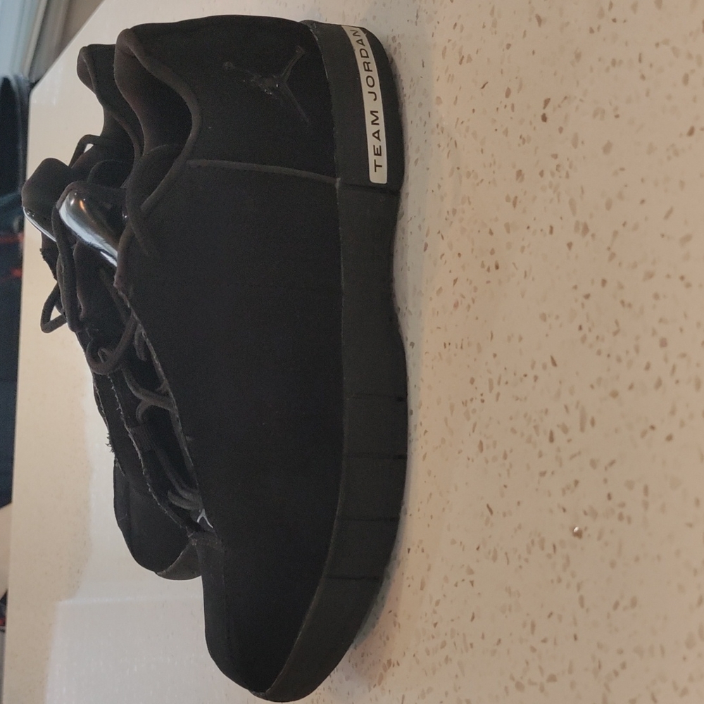 Jordan TE 2 Low BP - Boys Size 3Y